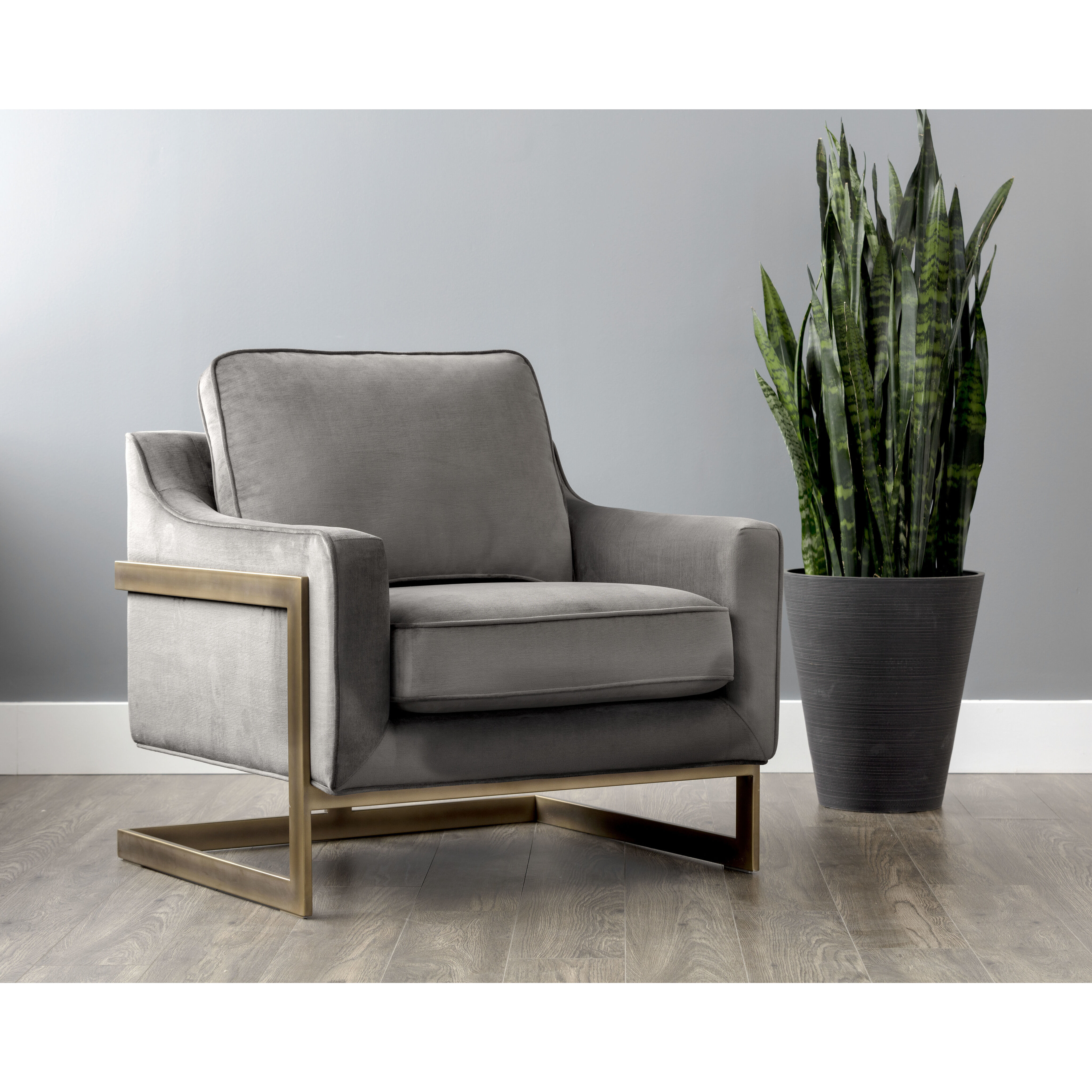 Kalmin Piccolo Pebble Lounge Chair